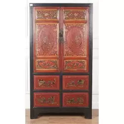 Armoire chinoise sculptée