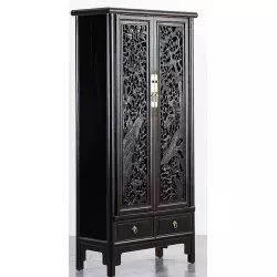 Armoire chinoise portes sculptées artisanalement