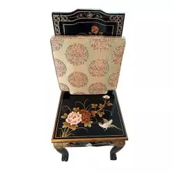 Chaise chinoise dossier carré motifs fleurs