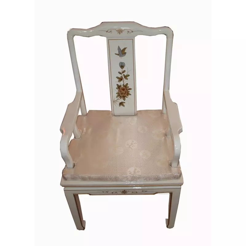 Fauteuil chinois laqué en bonnet de lettré